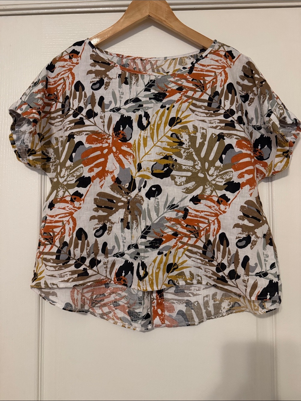 Women’s Short Sleeve Tropical Leaf Print Top